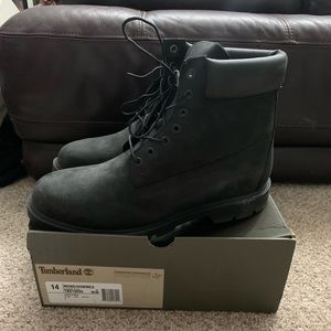 Black Men’s Size 14 Timberlands